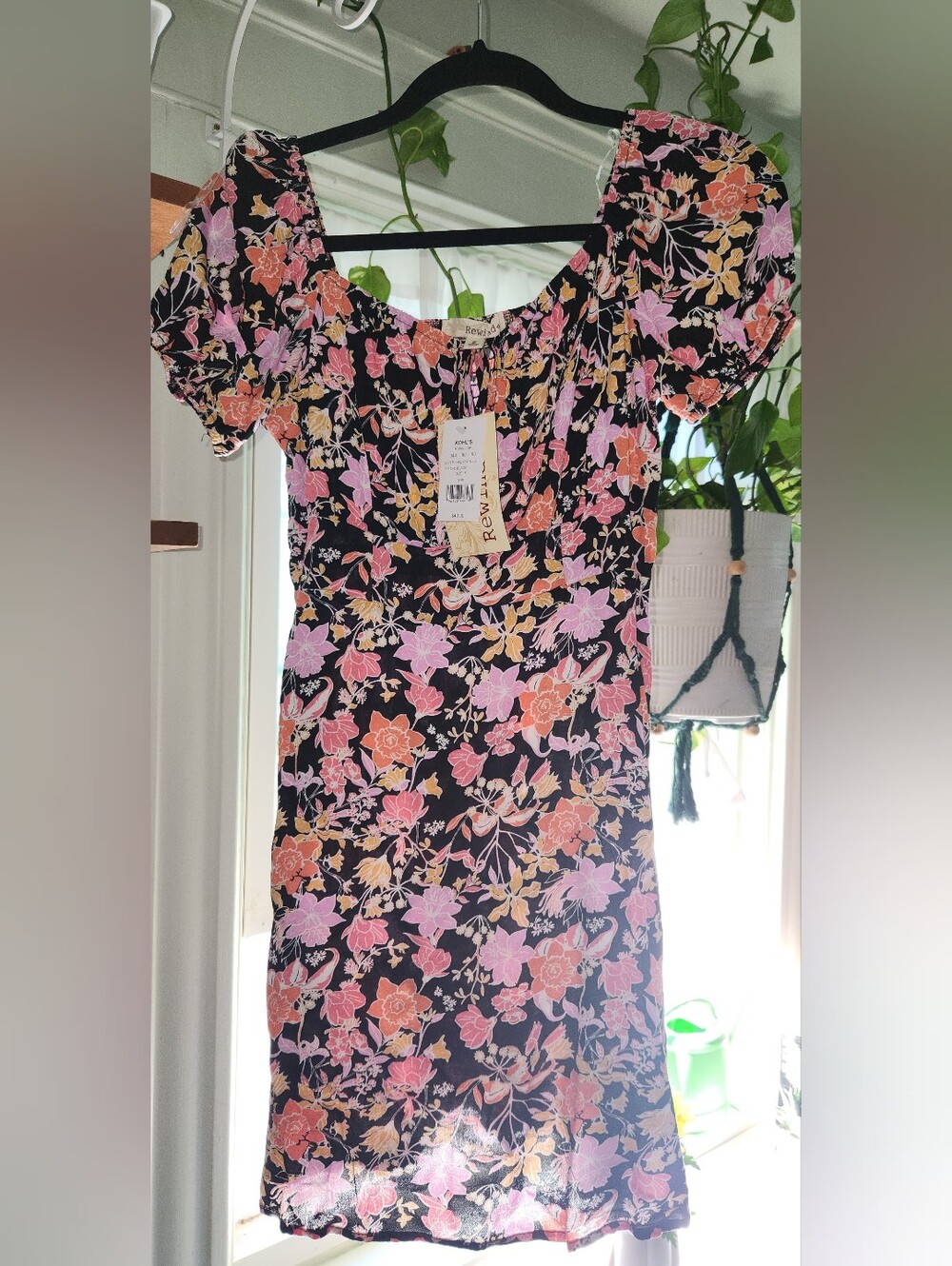 Rewind Floral Puff-Sleeve Top in Black with Pink & Peach Flowers